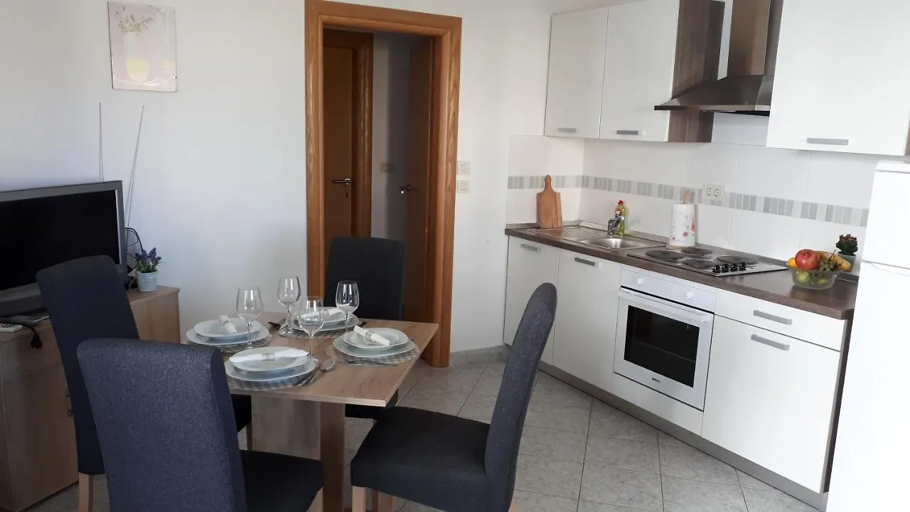 Apartment Dana Zadar