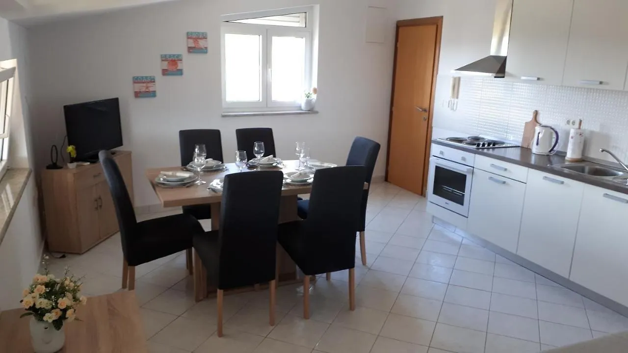 Apartment Dana Zadar