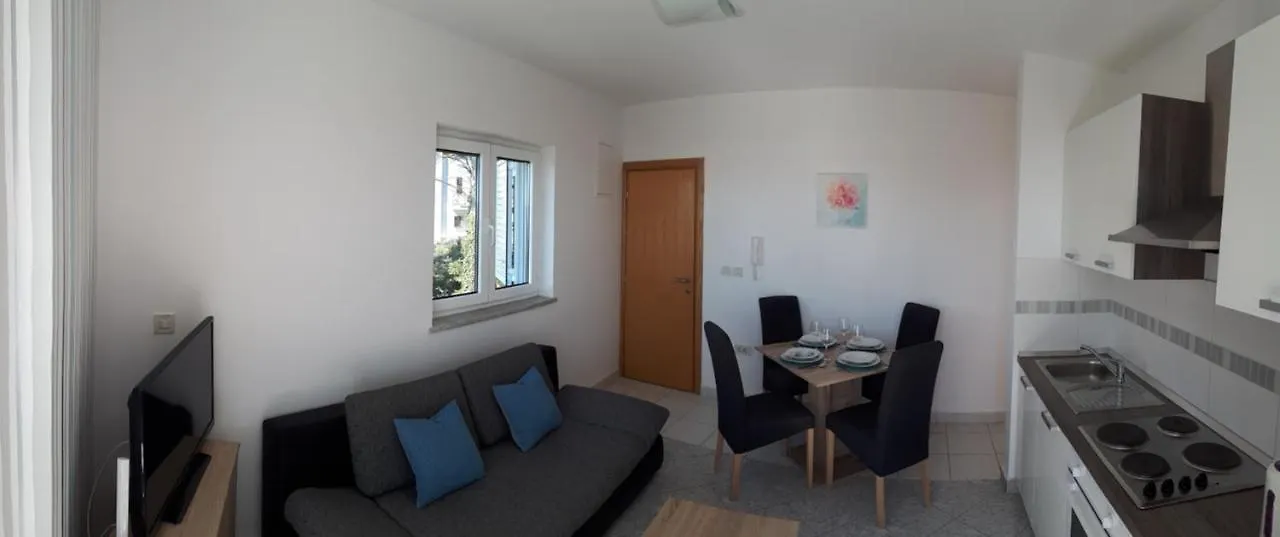Apartment Dana Zadar